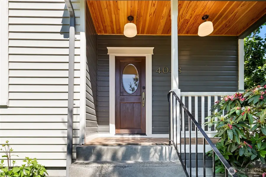 4048 37th Avenue S, Seattle, WA 98118 - #3