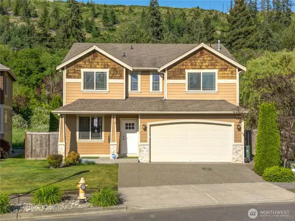 5913 164th Avenue Ct E, Sumner, WA 98390