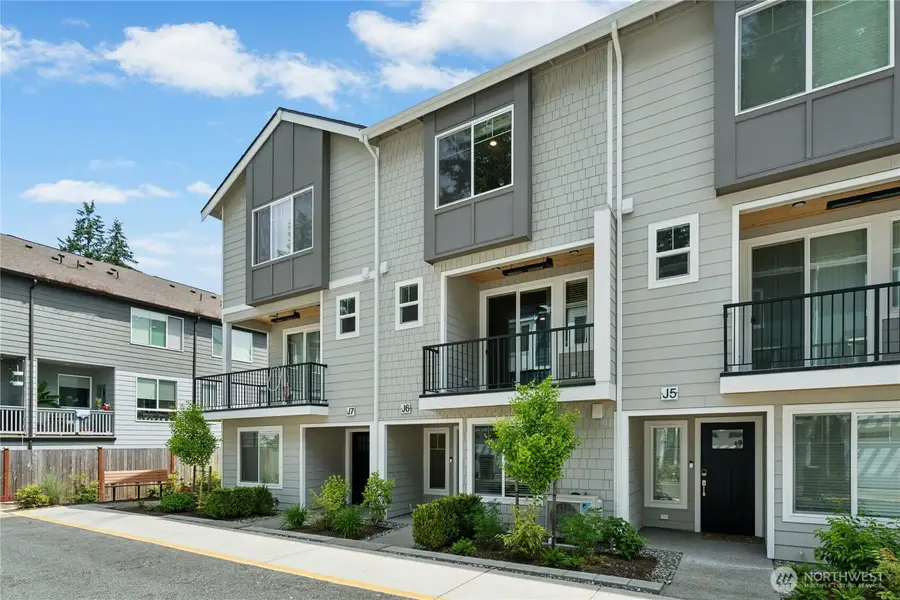 13730 Manor Way #J6, Lynnwood, WA 98087 - #2