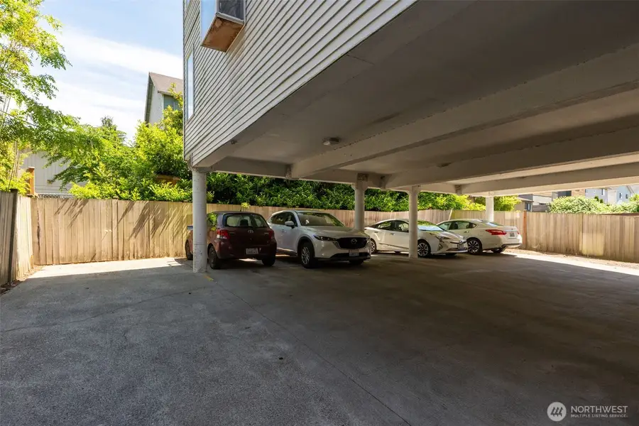 8848 Stone Avenue N, Seattle, WA 98103 - #3
