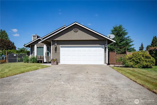 1917 9th Avenue Ct Se, Puyallup, WA 98372