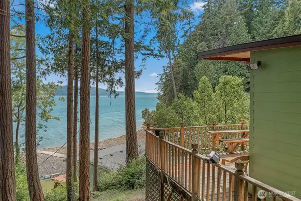 98 Hidden Cove, Lilliwaup, WA 98555