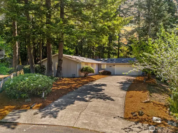 3815 Hillview Court Nw, Olympia, WA 98502