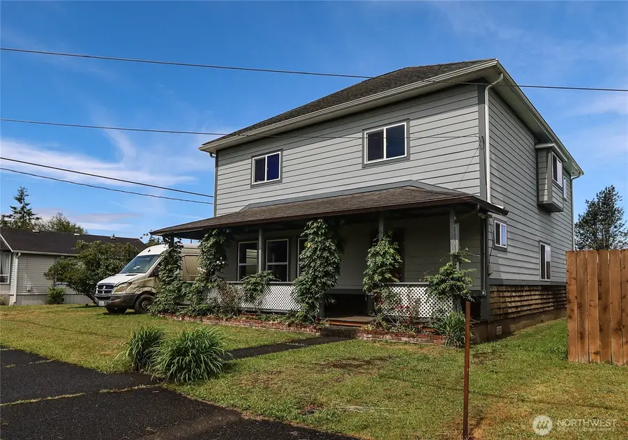 408 F Street, Cosmopolis, WA 98537 - #2