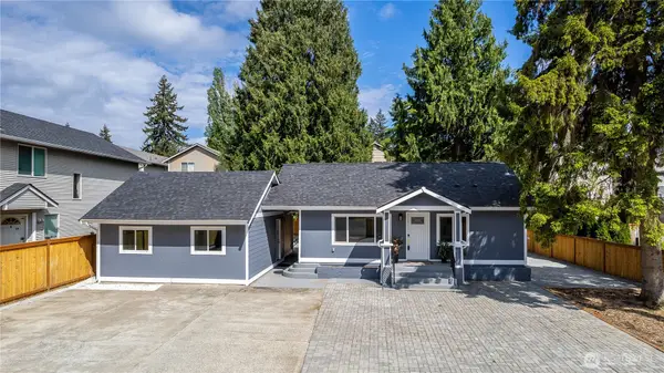 12260 3rd Avenue Sw, Burien, WA 98146