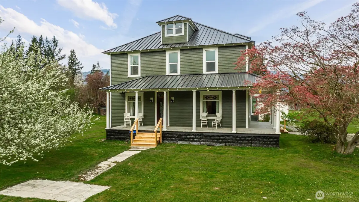 307 Maple Street, Hamilton, WA 98255 - #1