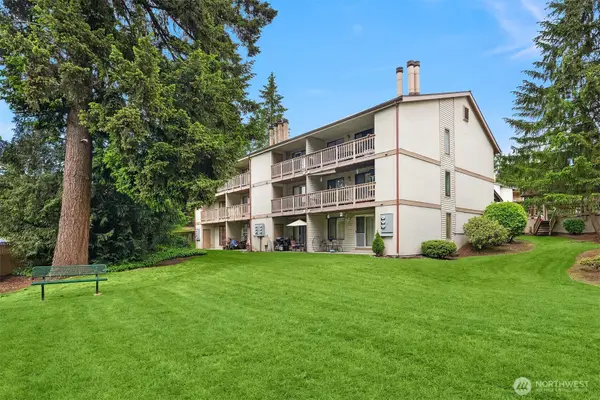 17413 119th Lane Se #F13, Renton, WA 98058