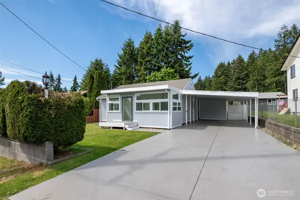 2217 E 64th Street, Tacoma, WA 98404
