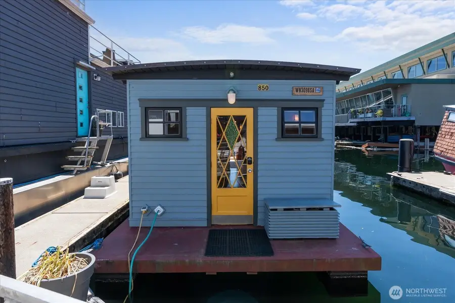 1900 Westlake Avenue N #B7, Seattle, WA 98109 - #2
