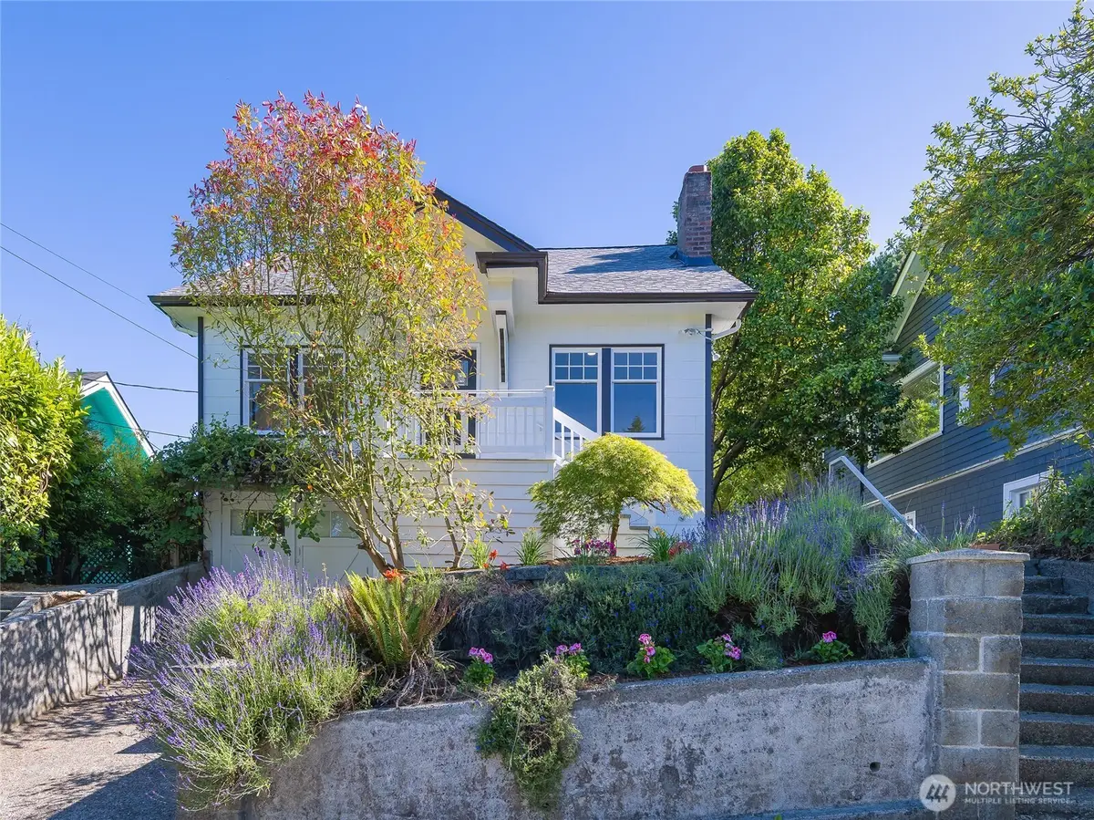 331 NE 53rd Street, Seattle, WA 98105 - #1
