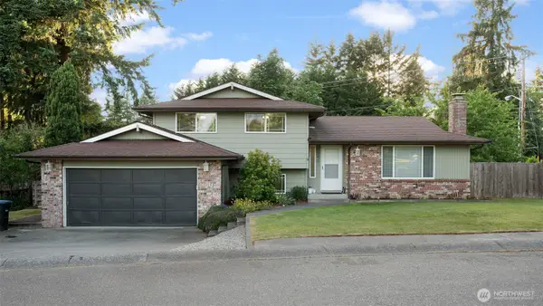 2043 NE Ridgewood Drive, Poulsbo, WA 98370