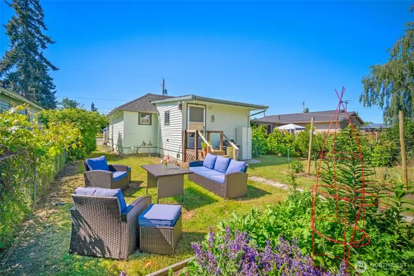 811 W Hazel Street, Mount Vernon, WA 98273