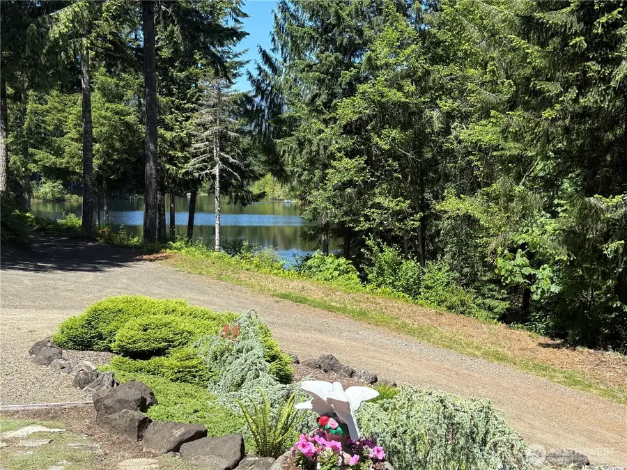 321 N Standstill Drive S, Hoodsport, WA 98548 - #3