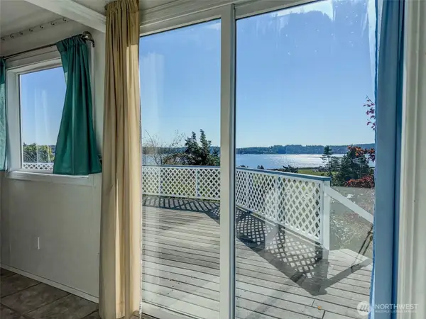 1885 Arnold Road, Coupeville, WA 98239