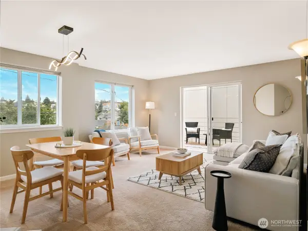 5624 Roosevelt Way Ne #302, Seattle, WA 98105