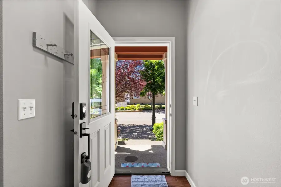 4538 Edgewater Boulevard Ne, Lacey, WA 98516 - #3
