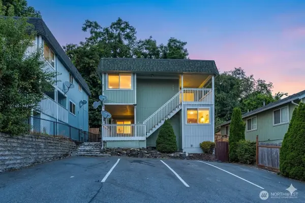 361 Earlington Avenue Sw, Renton, WA 98057