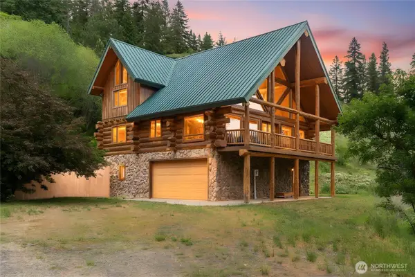 9350 N Fork Road, Cashmere, WA 98815