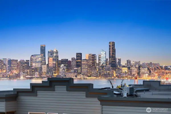 2349 Harbor Avenue Sw #701, Seattle, WA 98126