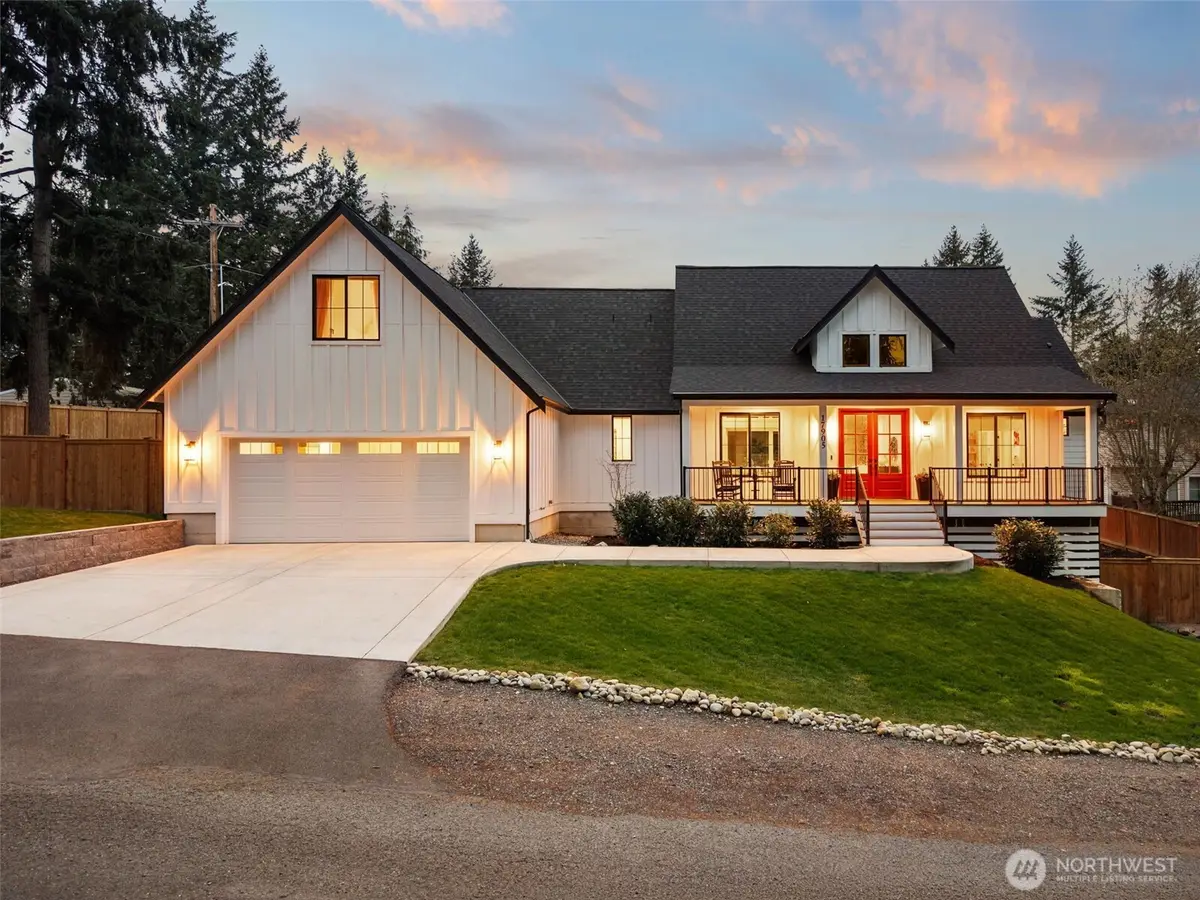 17905 28th Street E, Lake Tapps, WA 98391 - #1