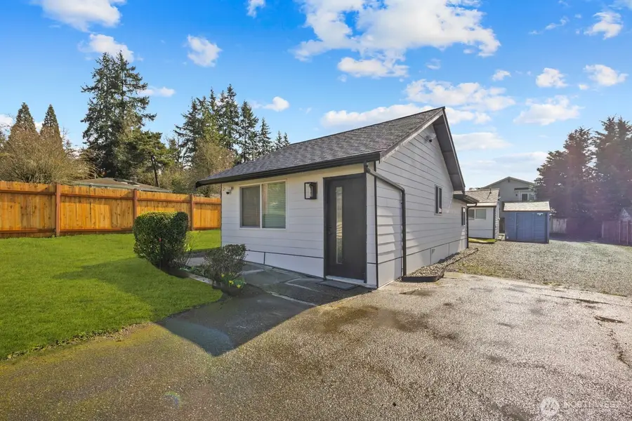 1747 NE 147th St, Shoreline, WA 98155 - #3