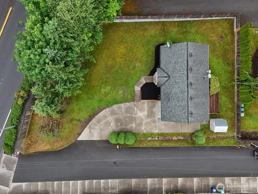 13804 Redmond Way #B, Redmond, WA 98052 - #2