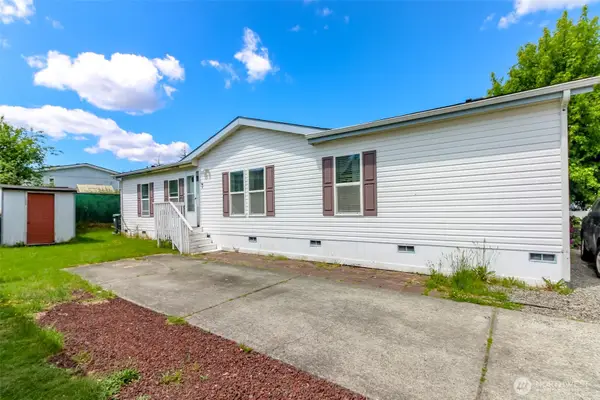 8216 19th Avenue E #10, Tacoma, WA 98404