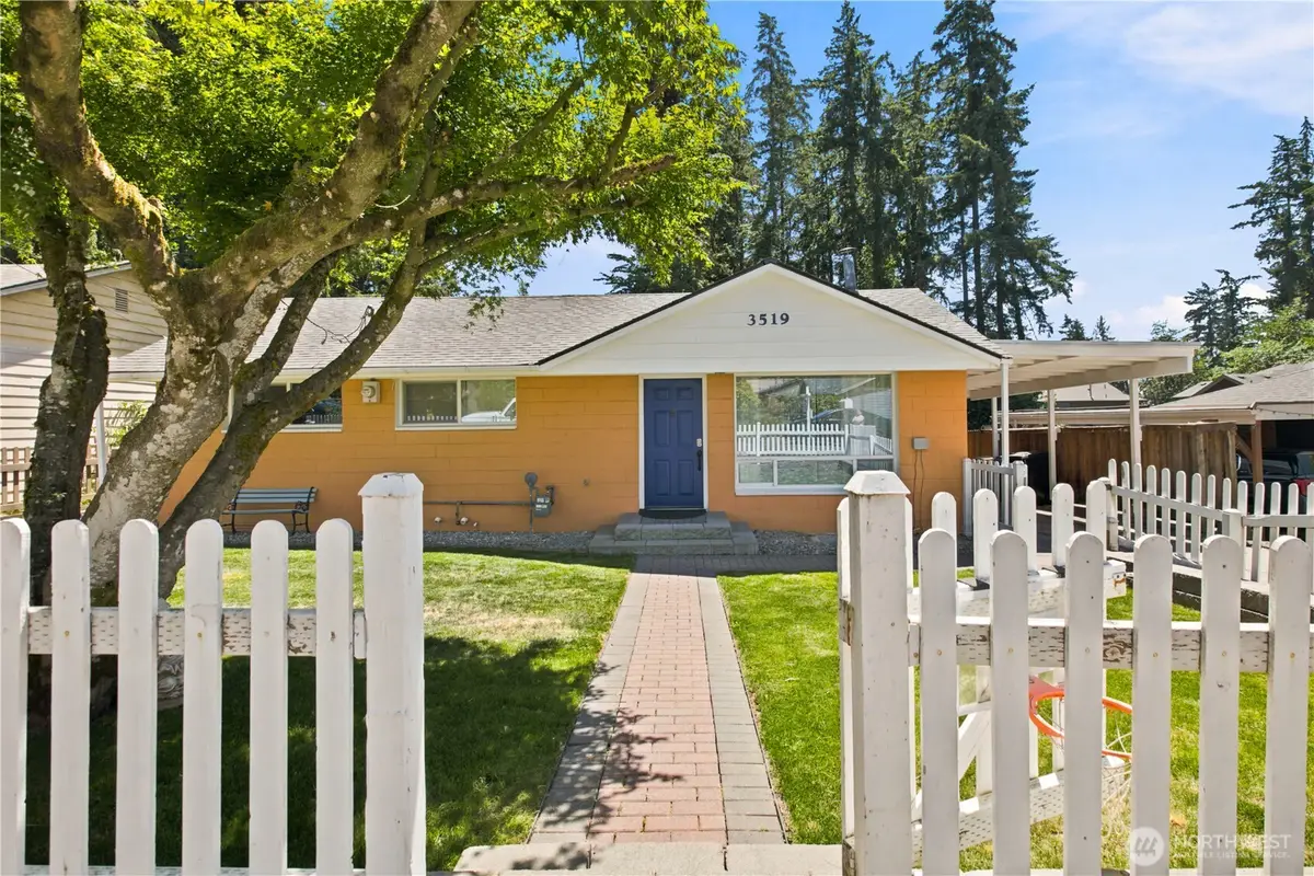 3519 NE 8th Street, Renton, WA 98056 - #1