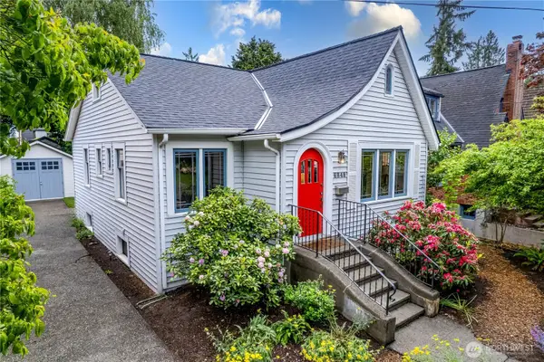6848 31st Avenue Ne, Seattle, WA 98115