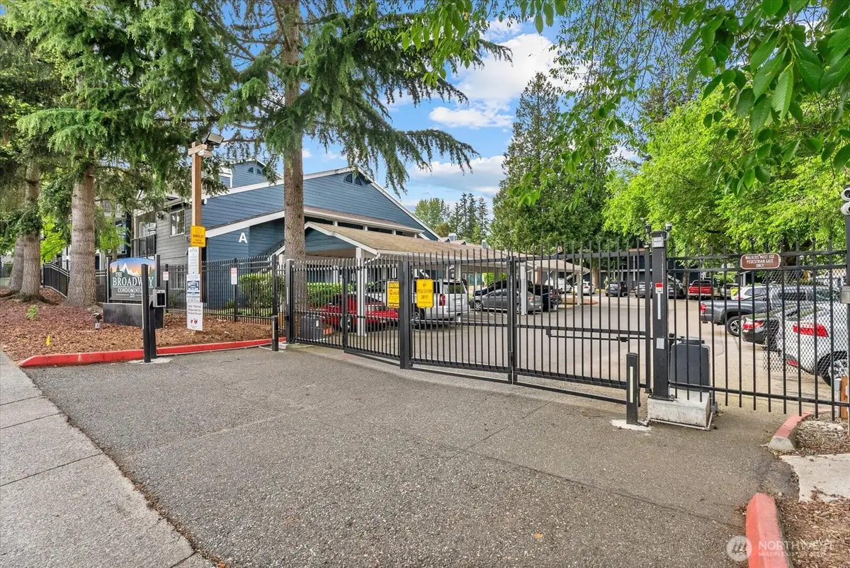 215 100th Street Sw #A106, Everett, WA 98204 - #1