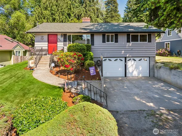3311 Crystal Springs Road W, University Place, WA 98466