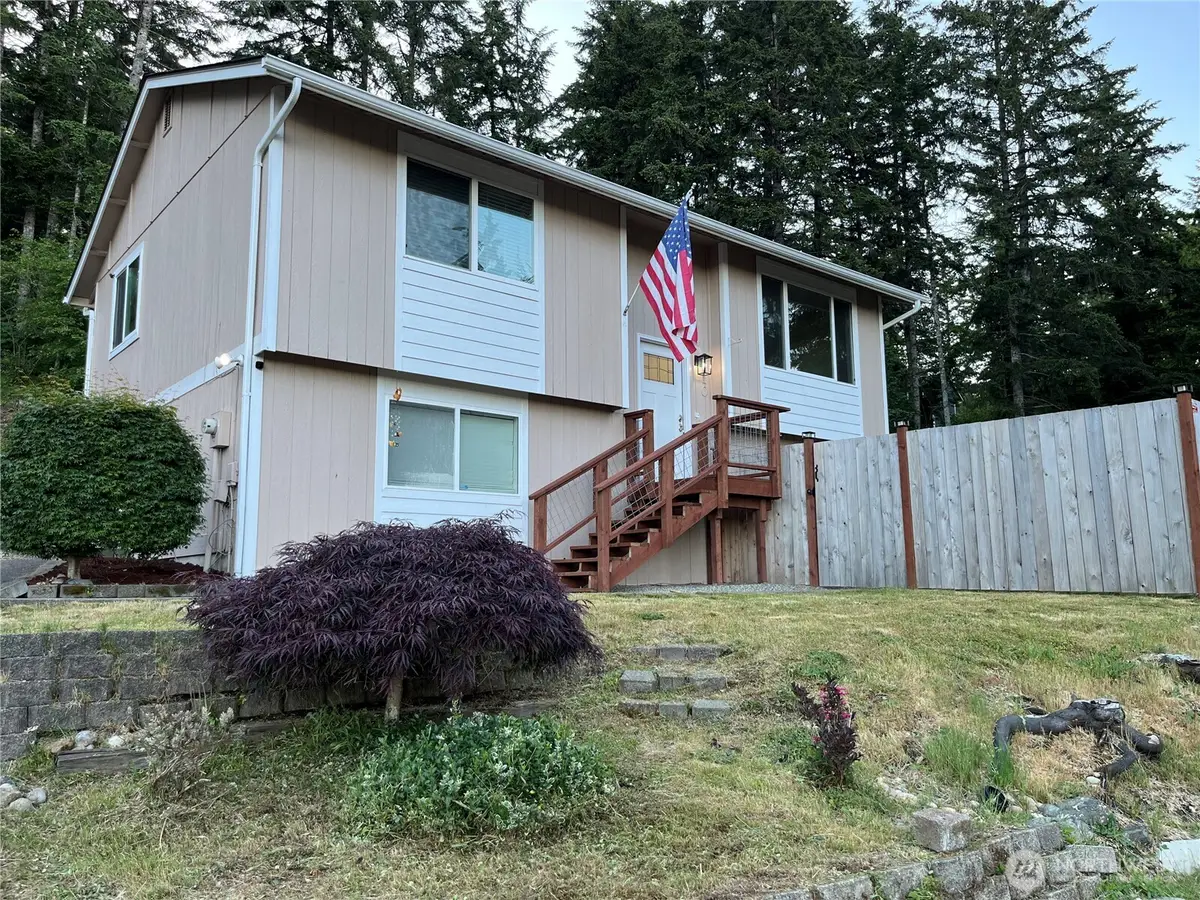10 NE Anchor Court, Belfair, WA 98528 - #1