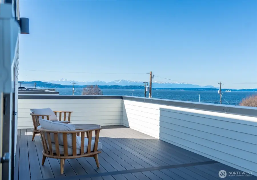2626 58th Avenue Sw #A, Seattle, WA 98116 - #2