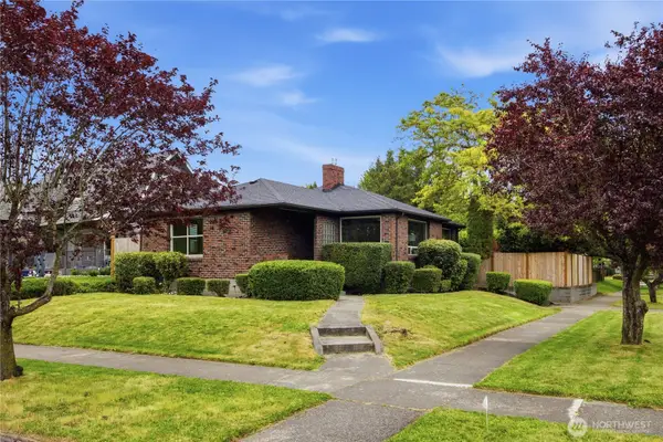 4537 S Park Avenue, Tacoma, WA 98418