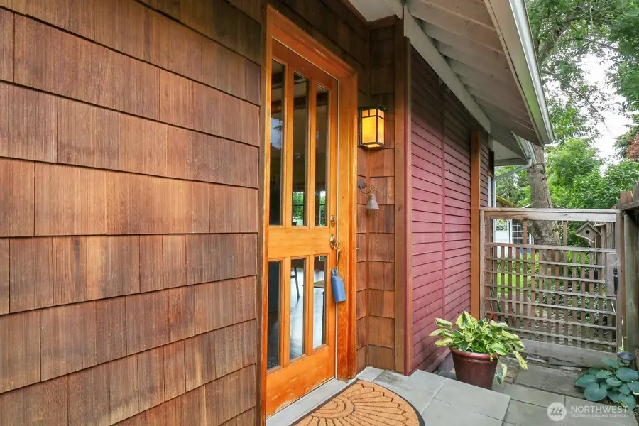 4229 46th Avenue S, Seattle, WA 98118 - #2