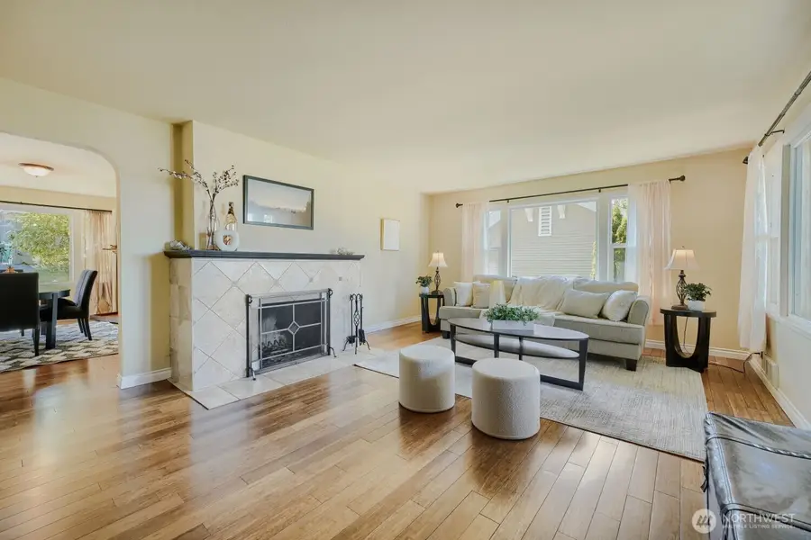 5632 42nd Avenue Sw, Seattle, WA 98136 - #3