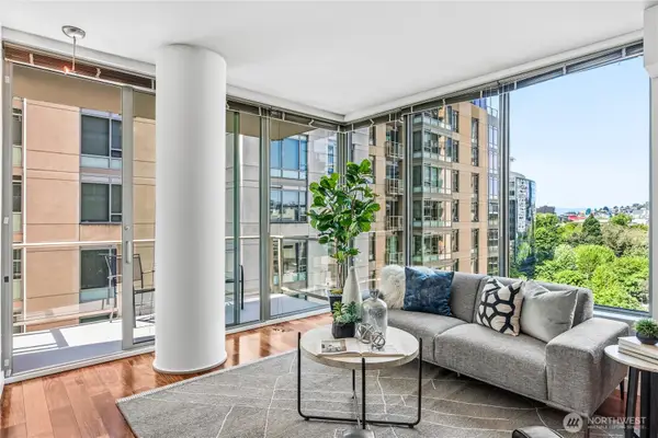 910 Lenora Street #S809, Seattle, WA 98121