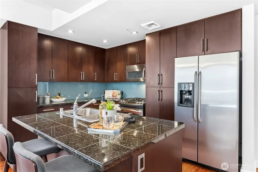 910 Lenora Street #S809, Seattle, WA 98121 - #3