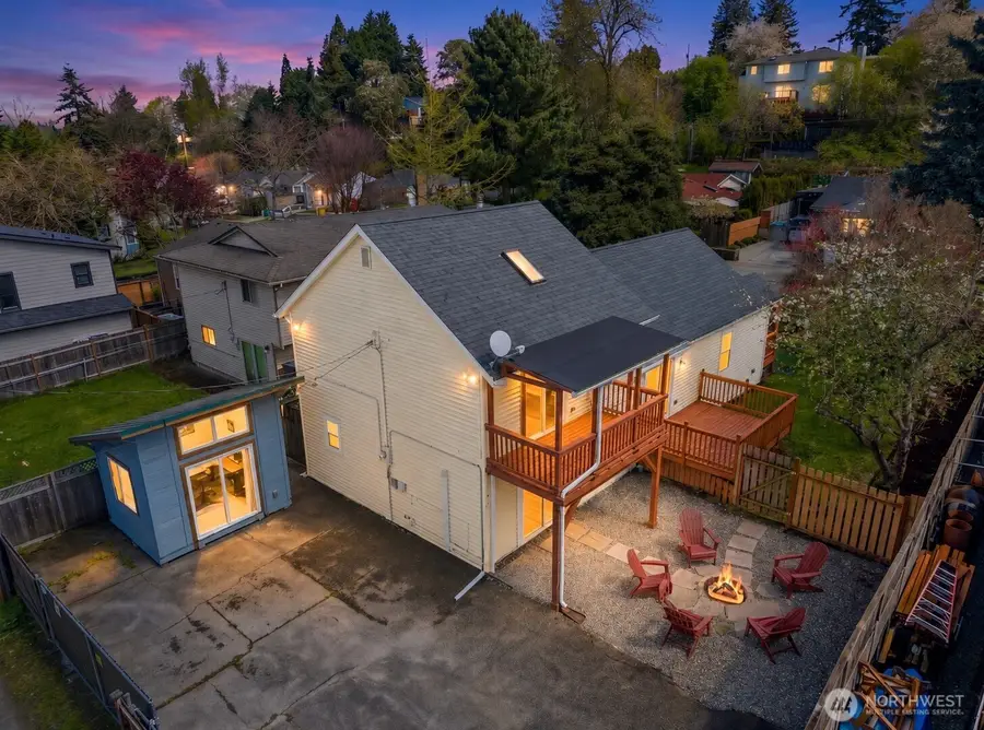 8109 15th Avenue Sw, Seattle, WA 98106 - #2
