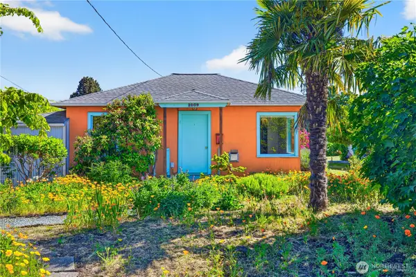 2009 11th Street, Anacortes, WA 98221
