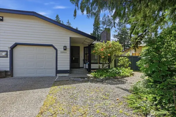 22516 88th Avenue W #2, Edmonds, WA 98026