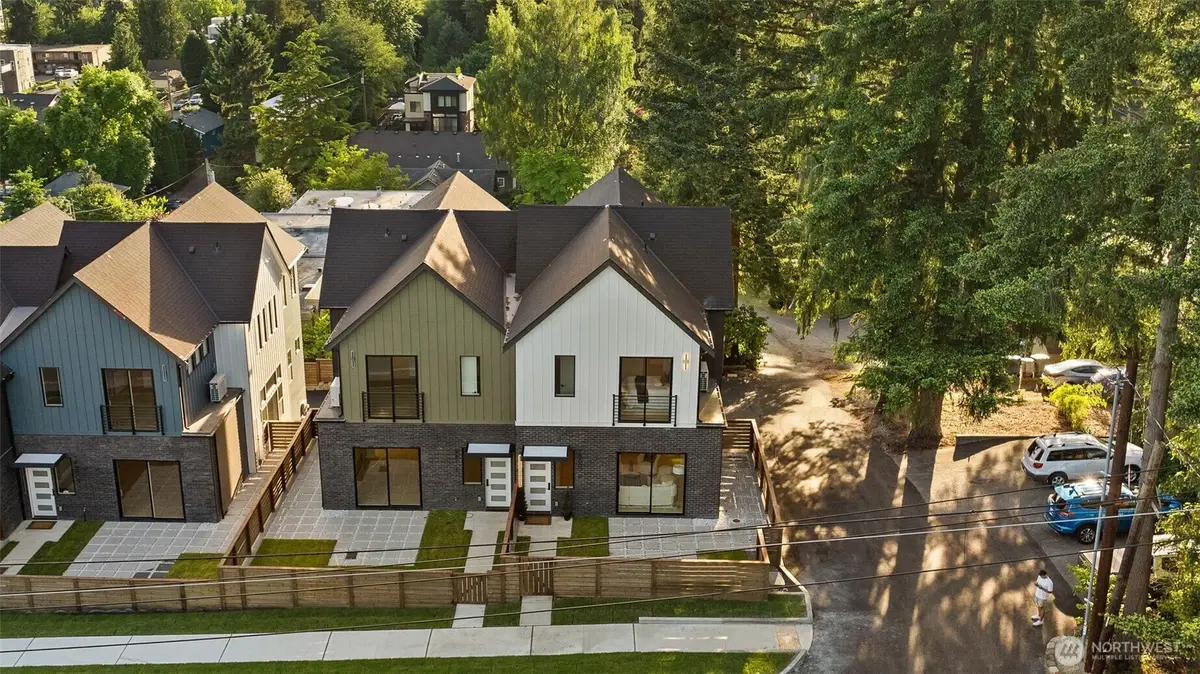 18607 104th Avenue Ne #A, Bothell, WA 98011 - #1
