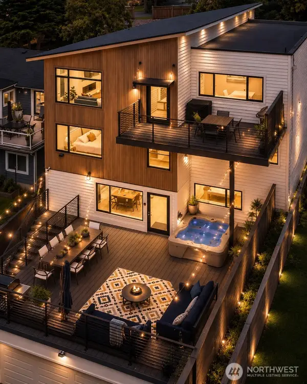 311 34th Avenue E, Seattle, WA 98112