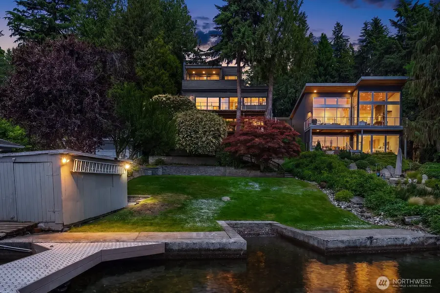 4835 Forest Avenue Se, Mercer Island, WA 98040 - #2