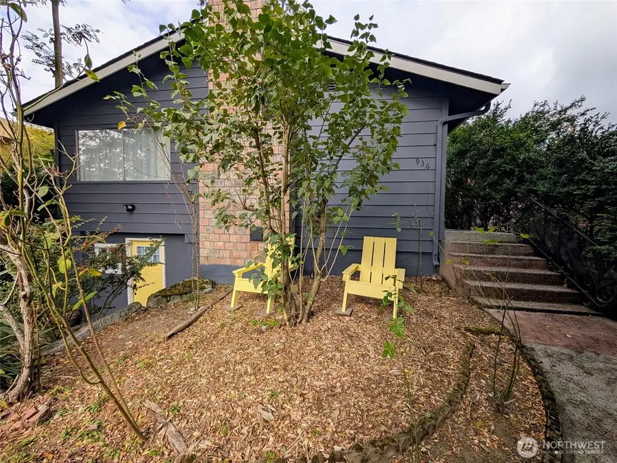 936 N 101st Street, Seattle, WA 98133 - #2