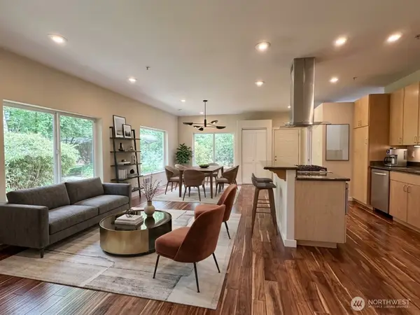 10021 7th Avenue Nw #E, Seattle, WA 98177