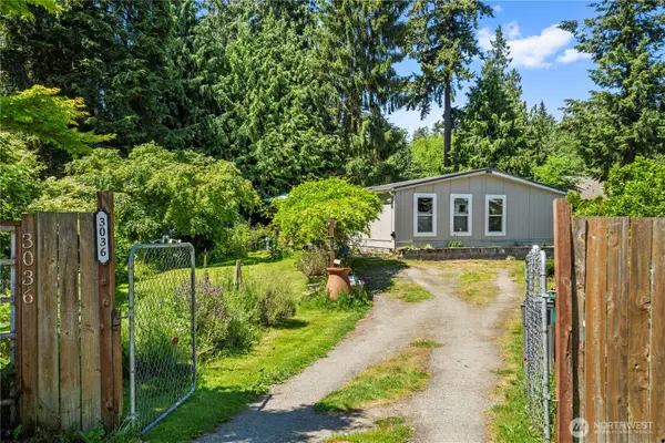 3036 Emerald Crescent Court, Camano Island, WA 98282