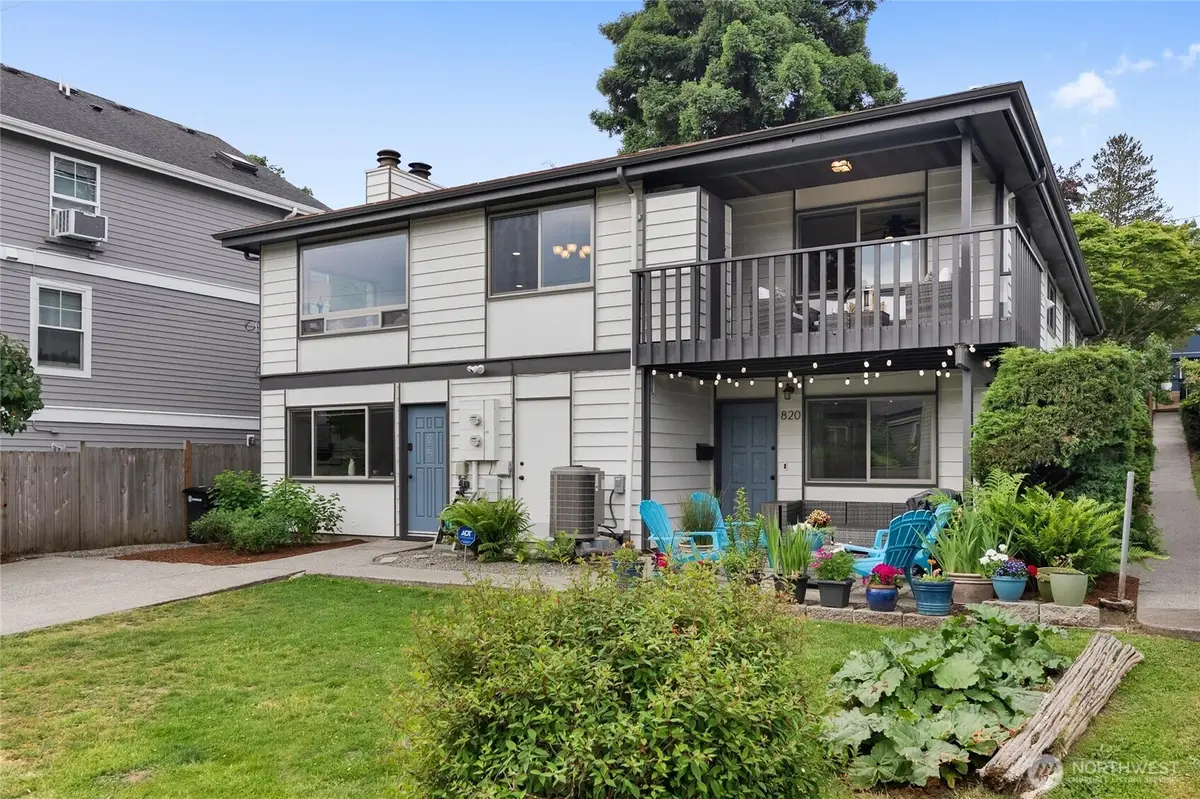 818 W Argand Street, Seattle, WA 98119 - #1