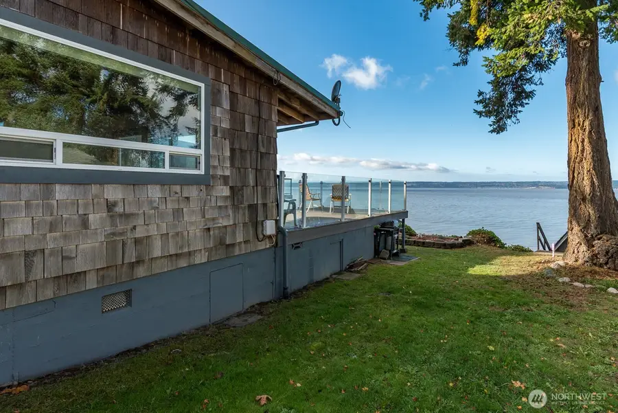 19422 Soundview Drive Nw, Stanwood, WA 98292 - #2