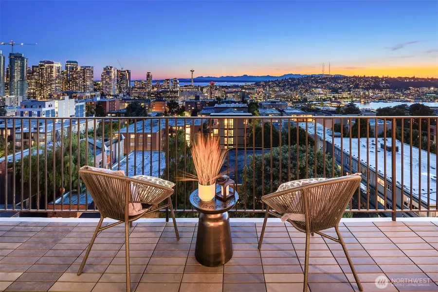 505 Belmont Avenue E #801, Seattle, WA 98102 - #2